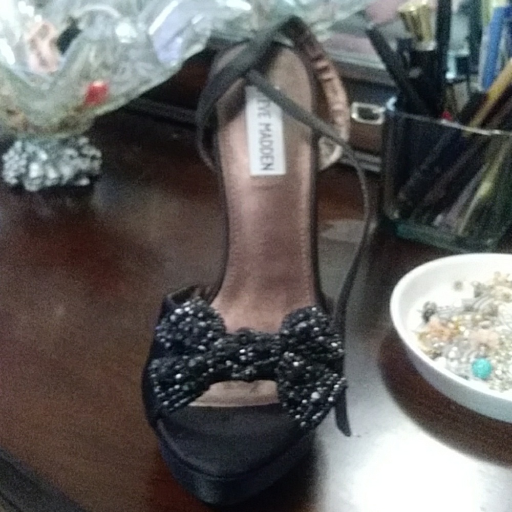 Black heel